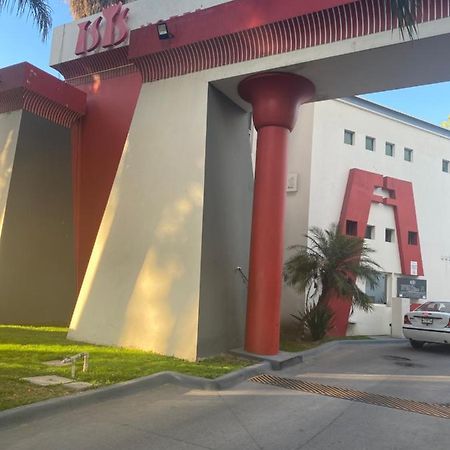 Motel Isis Tlaquepaque Exterior photo